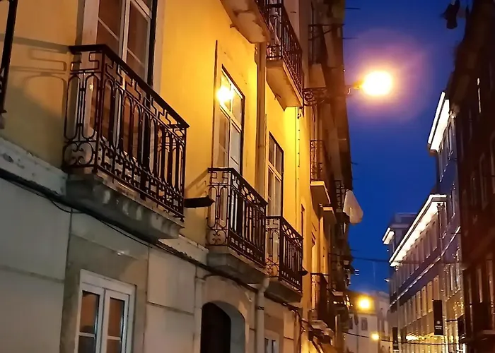 شقة Condessa - Modern Charm In Historic *