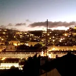 Condessa - Modern Charm In Historic 아파트 *