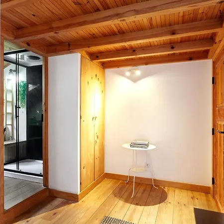 Condessa - Modern Charm In Historic Daire *
