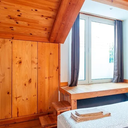 Condessa - Modern Charm In Historic Апартаменты Лиссабон